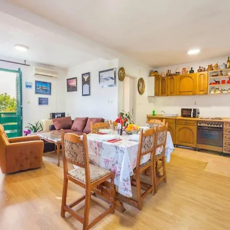 In With Pool Near Seabeach * 투체피