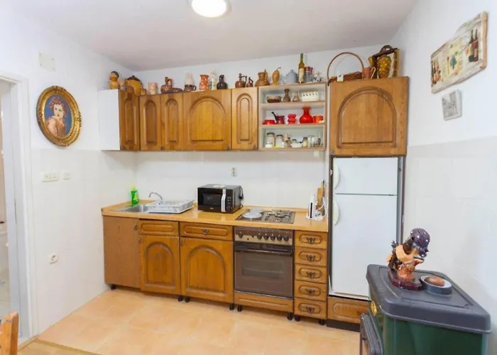 In With Pool Near Seabeach 빌라 *