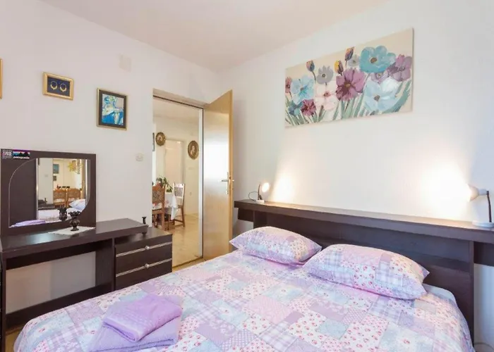 빌라 In With Pool Near Seabeach 투체피