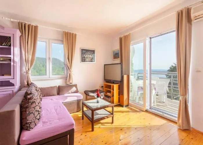 빌라 In With Pool Near Seabeach