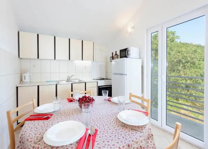 In With Pool Near Seabeach 투체피