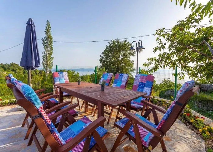 In With Pool Near Seabeach 빌라 *